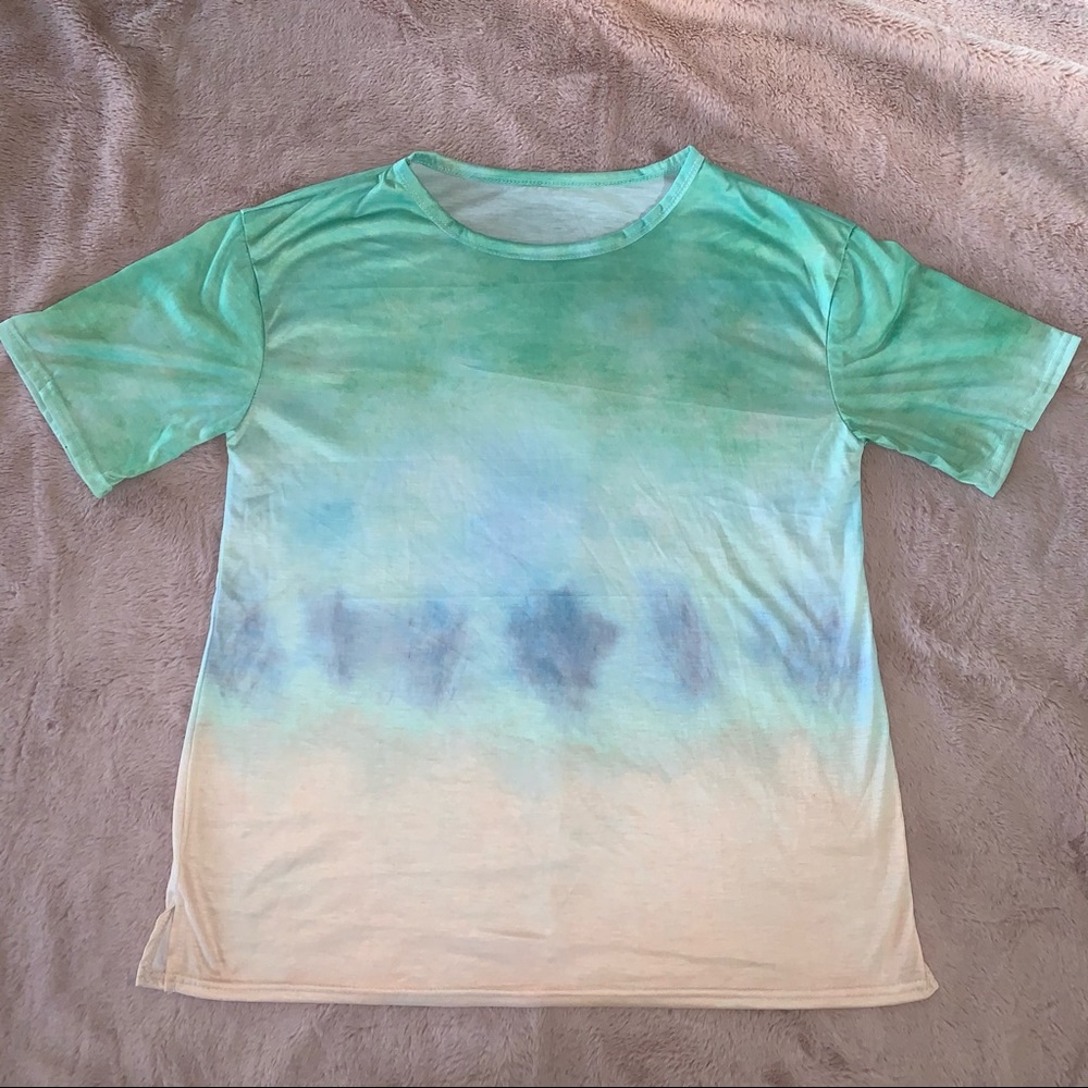 Women’s Tie Dye shirt